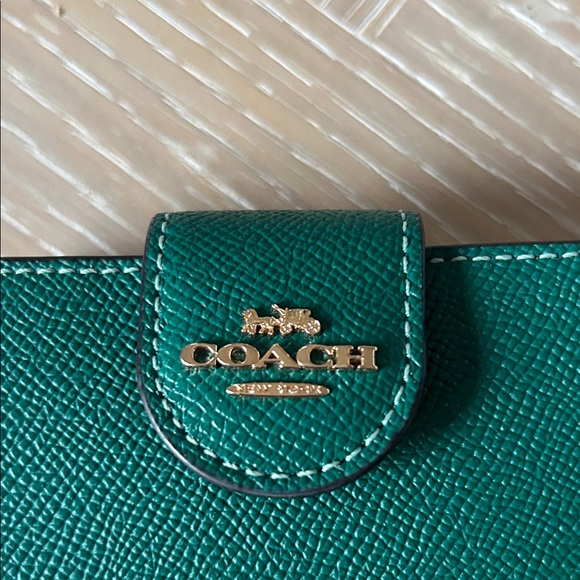 Coach Emerald Green Leather Wallet - Picture 2 of 5